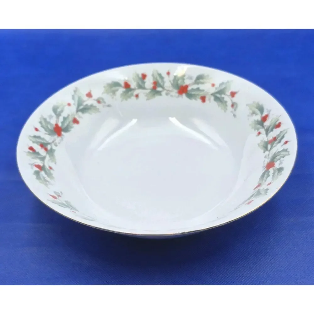 China Pearl NOEL Serving Bowl Holly Berries Gold Trim 9.5x2.5